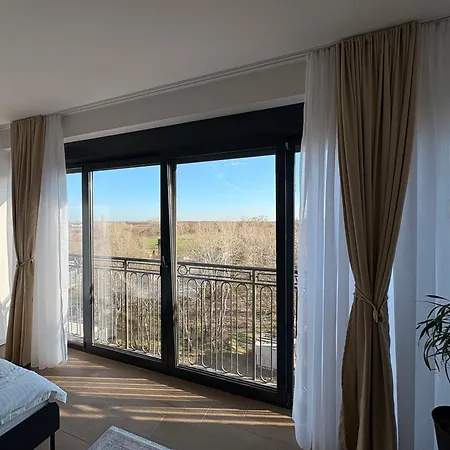 Stadium View スボティツァ