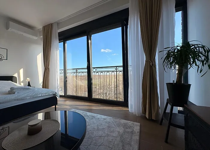 アパート Stadium View スボティツァ